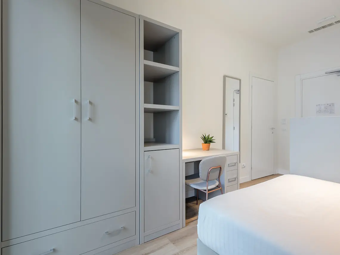 Deluxe Double Room - S4 - Gallery - 4