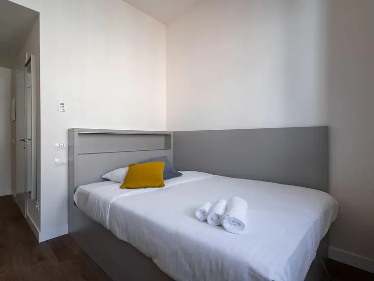 Double Room - French Bed - S4 - Gallery - 1