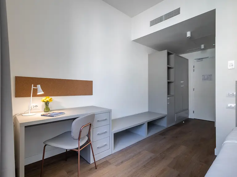 Double Room - French Bed - S4 - Gallery - 2