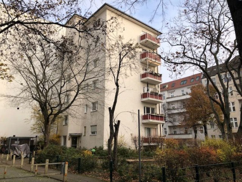 Stylish apartment city west close to Kurfürstendamm with great view