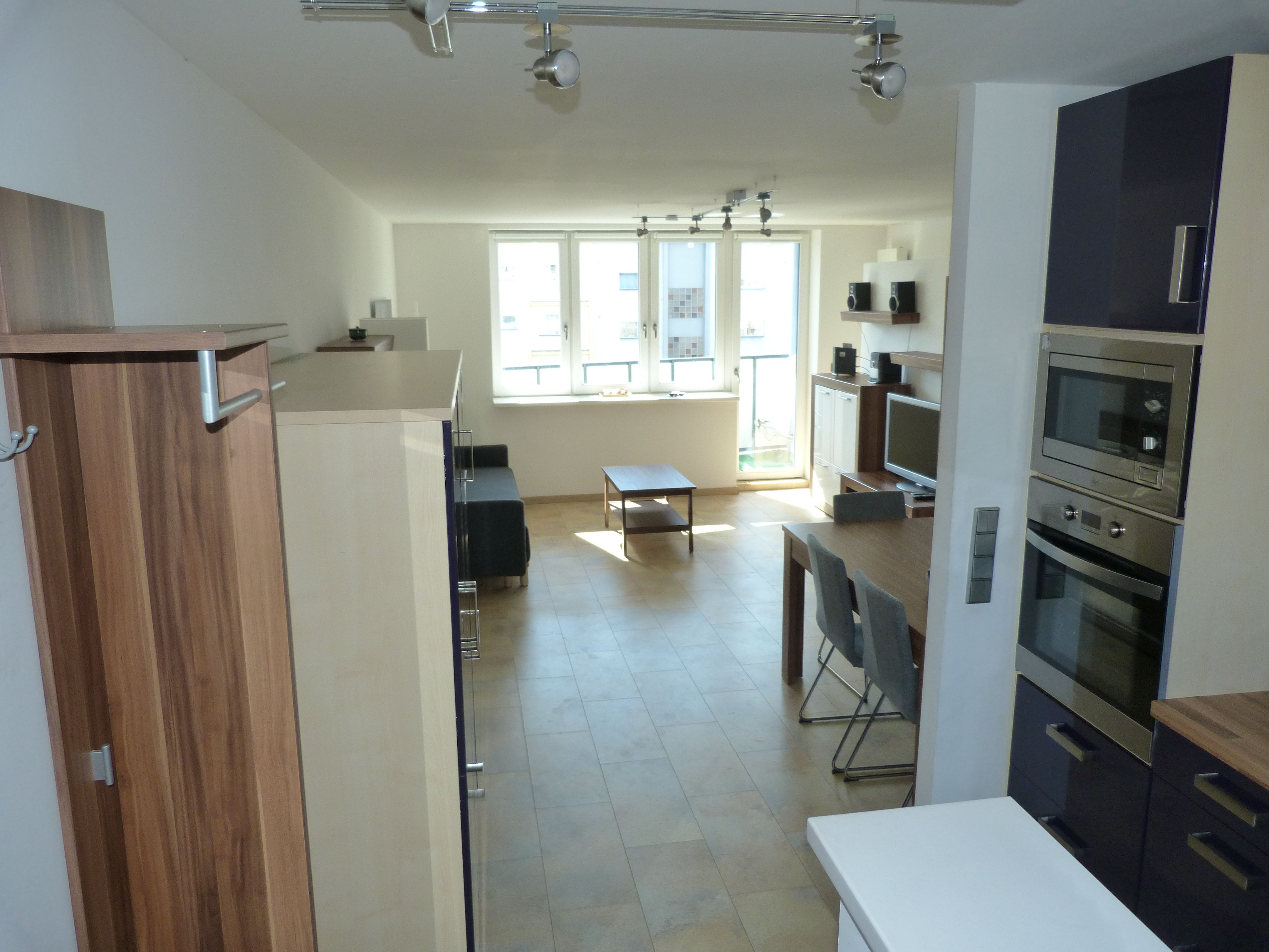  Charming 2-Bedroom (3-Room) Flat In The Heart Of Charlottenburg, Berlin  -  Charming 2-Bedroom (3-Room) Flat in the Heart of Charlottenburg, Berlin  - Gallery -  9