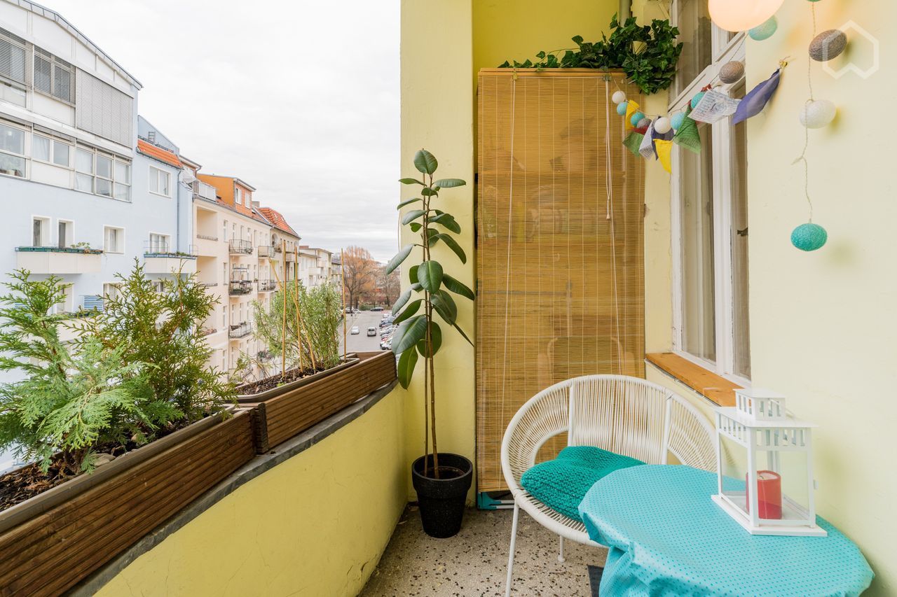  Charming & Bright Apartment With A Cozy Balcony Near Gesundbrunnen  -  Charming & Bright Apartment with a Cozy Balcony near Gesundbrunnen  - Gallery -  8