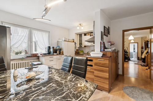 125sqm 4 BR 2 Bath with Balcony to south side in Elberfeld 10 min from Wuppertal Hbf. - Gallery - 27