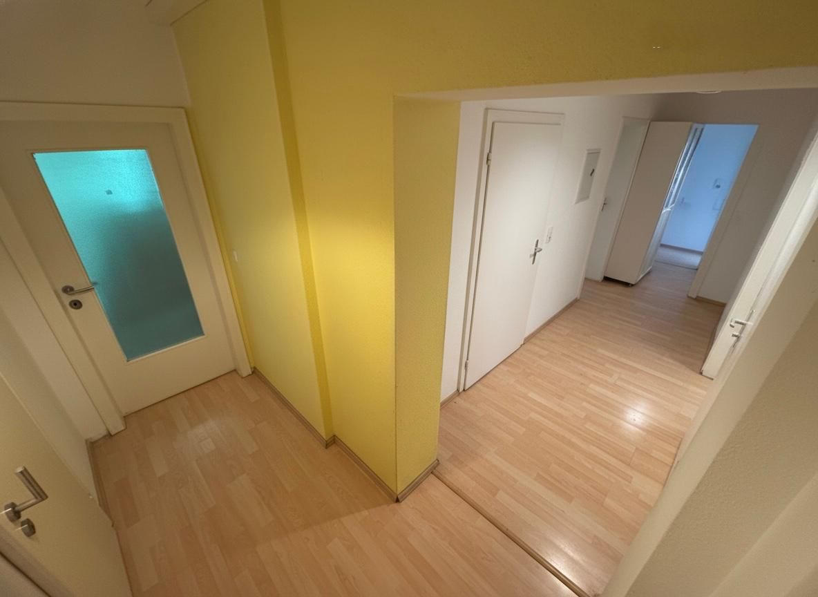 125sqm 4 BR 2 Bath With Balcony To South Side In Elberfeld 10 Min From Wuppertal Hbf. - 9