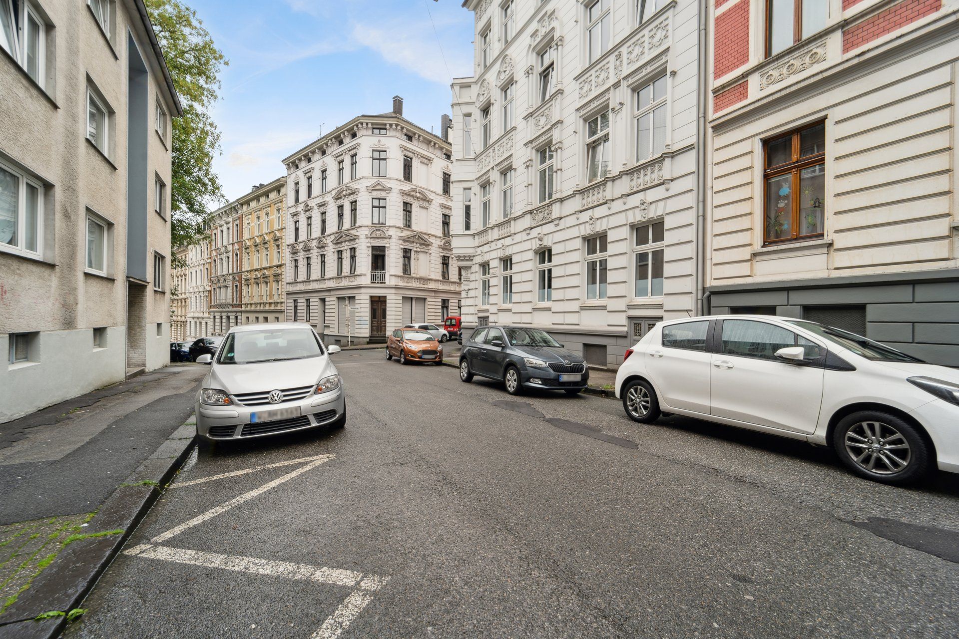 125sqm 4 BR 2 Bath With Balcony To South Side In Elberfeld 10 Min From Wuppertal Hbf. - 8