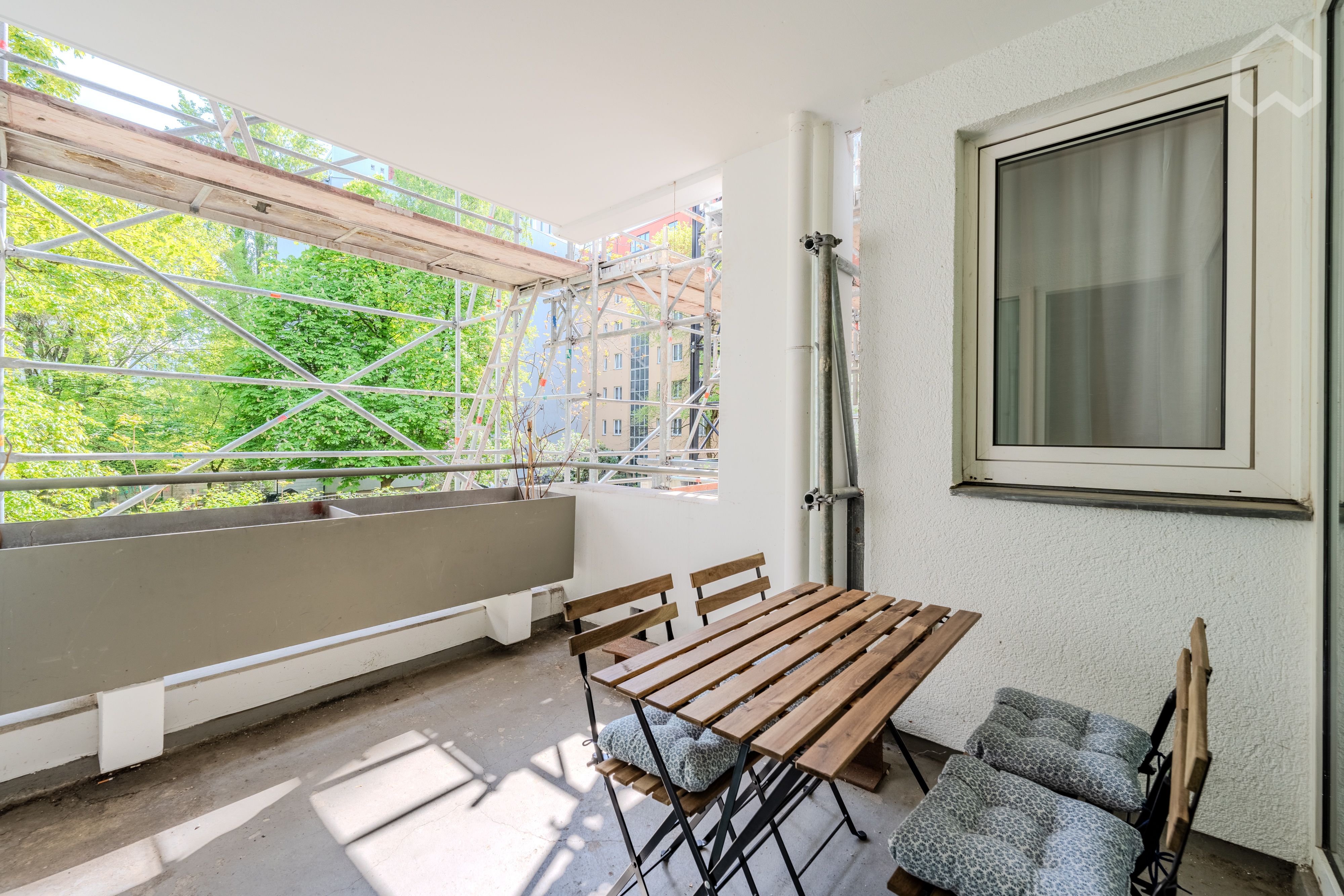  Furnished 5-Room Apartment In A Great Neighborhood Location- Perfect For Students  -  Furnished 5-room apartment in a great neighborhood location- Perfect for students  - Gallery -  21