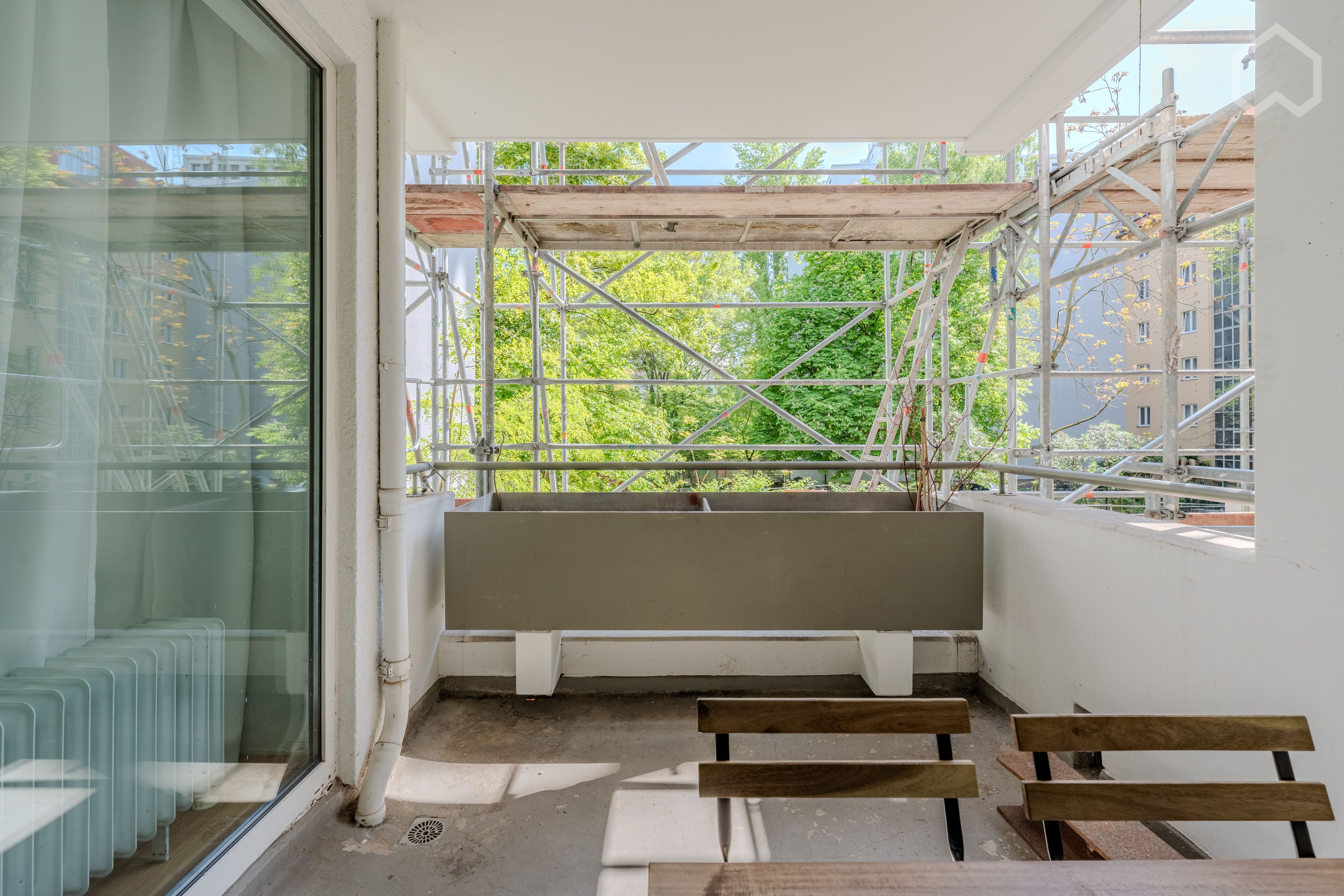  Furnished 5-Room Apartment In A Great Neighborhood Location- Perfect For Students  -  Furnished 5-room apartment in a great neighborhood location- Perfect for students  - Gallery -  22