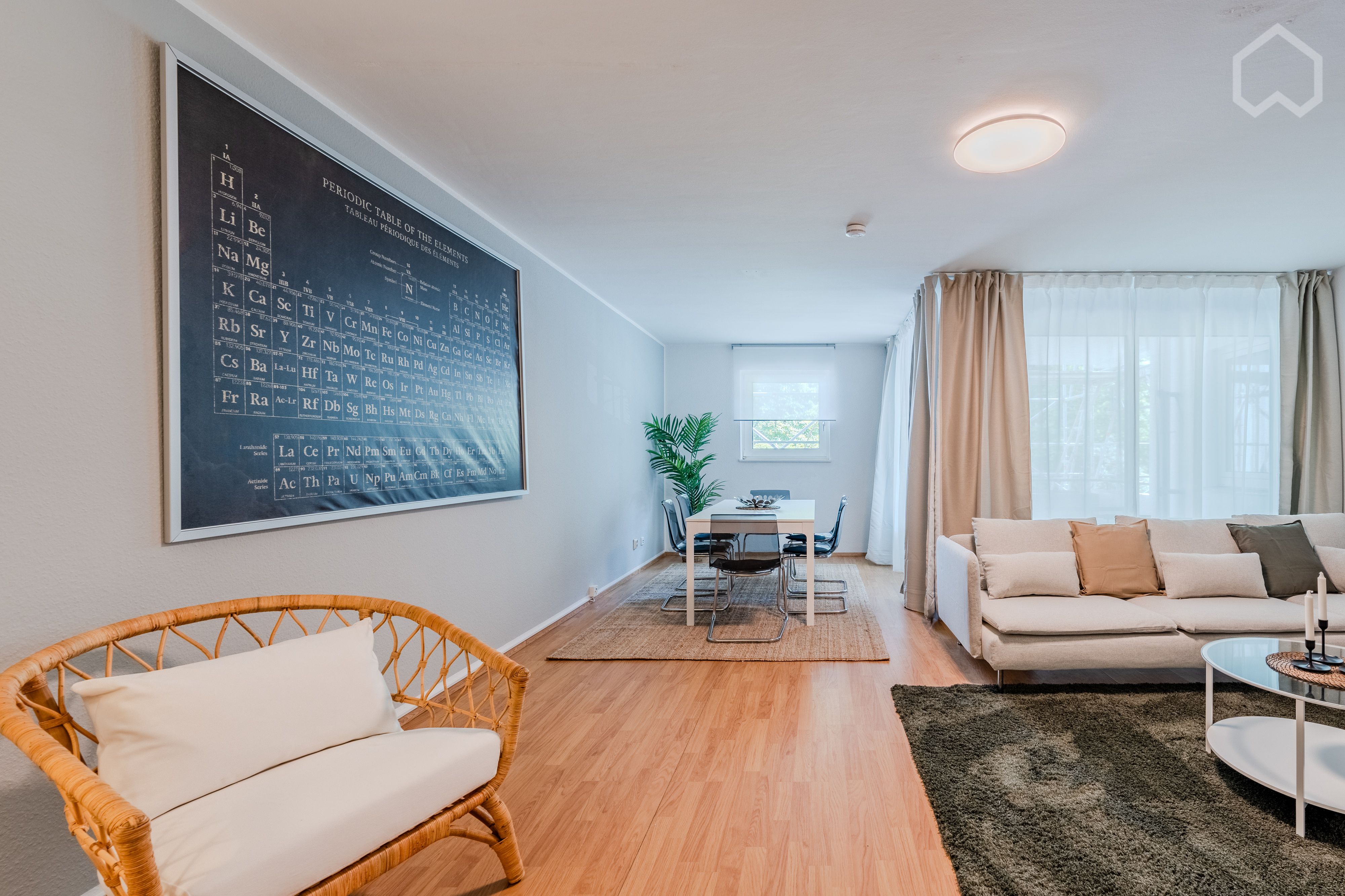  Furnished 5-Room Apartment In A Great Neighborhood Location- Perfect For Students  -  Furnished 5-room apartment in a great neighborhood location- Perfect for students  - Gallery -  24