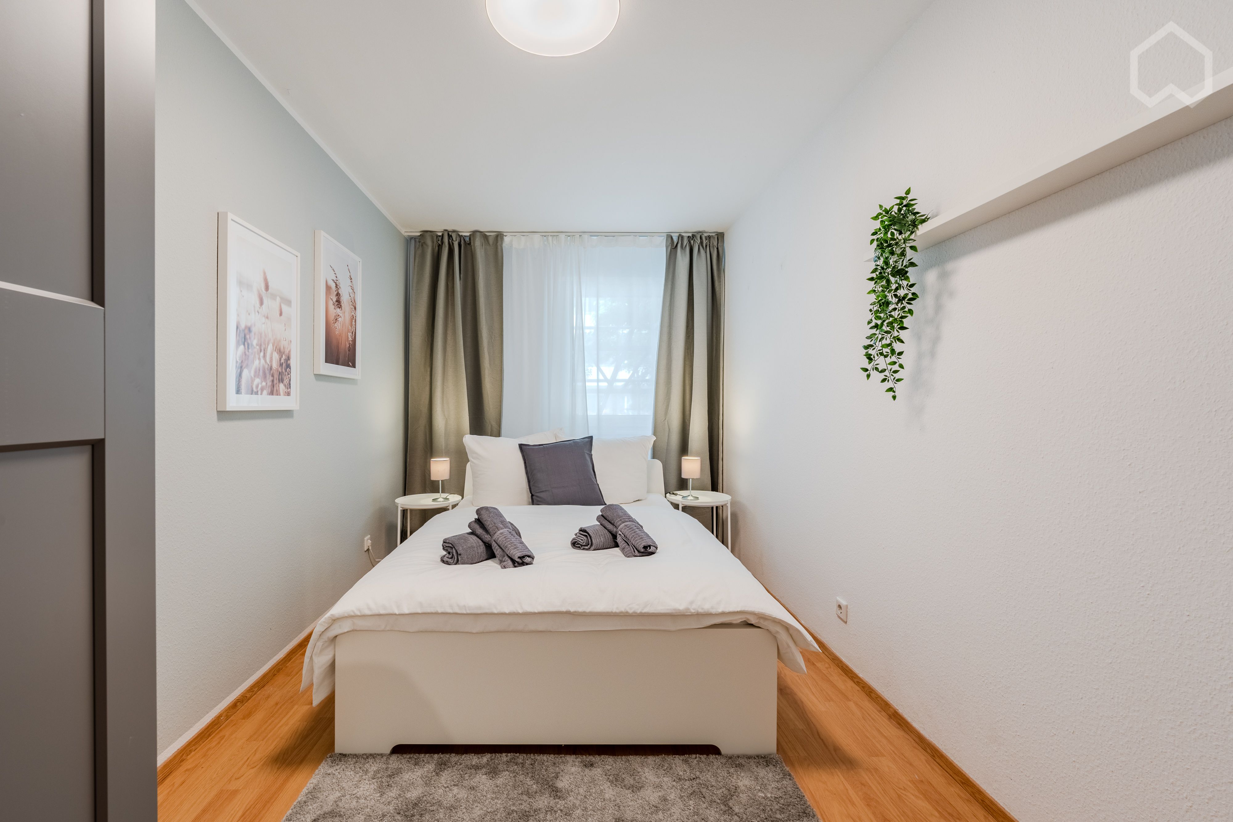  Furnished 5-Room Apartment In A Great Neighborhood Location- Perfect For Students  -  Furnished 5-room apartment in a great neighborhood location- Perfect for students  - Gallery -  42