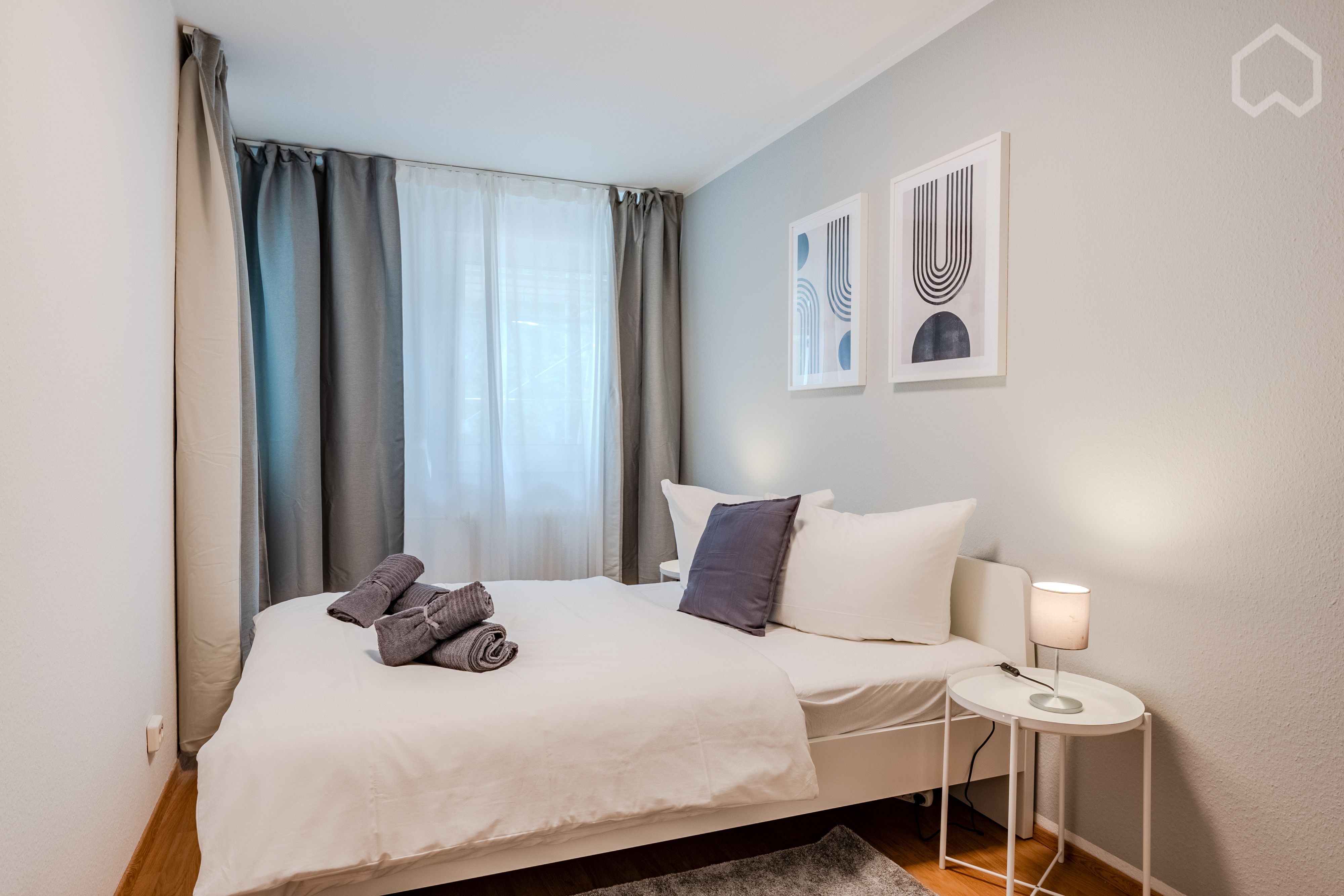  Furnished 5-Room Apartment In A Great Neighborhood Location- Perfect For Students  -  Furnished 5-room apartment in a great neighborhood location- Perfect for students  - Gallery -  4