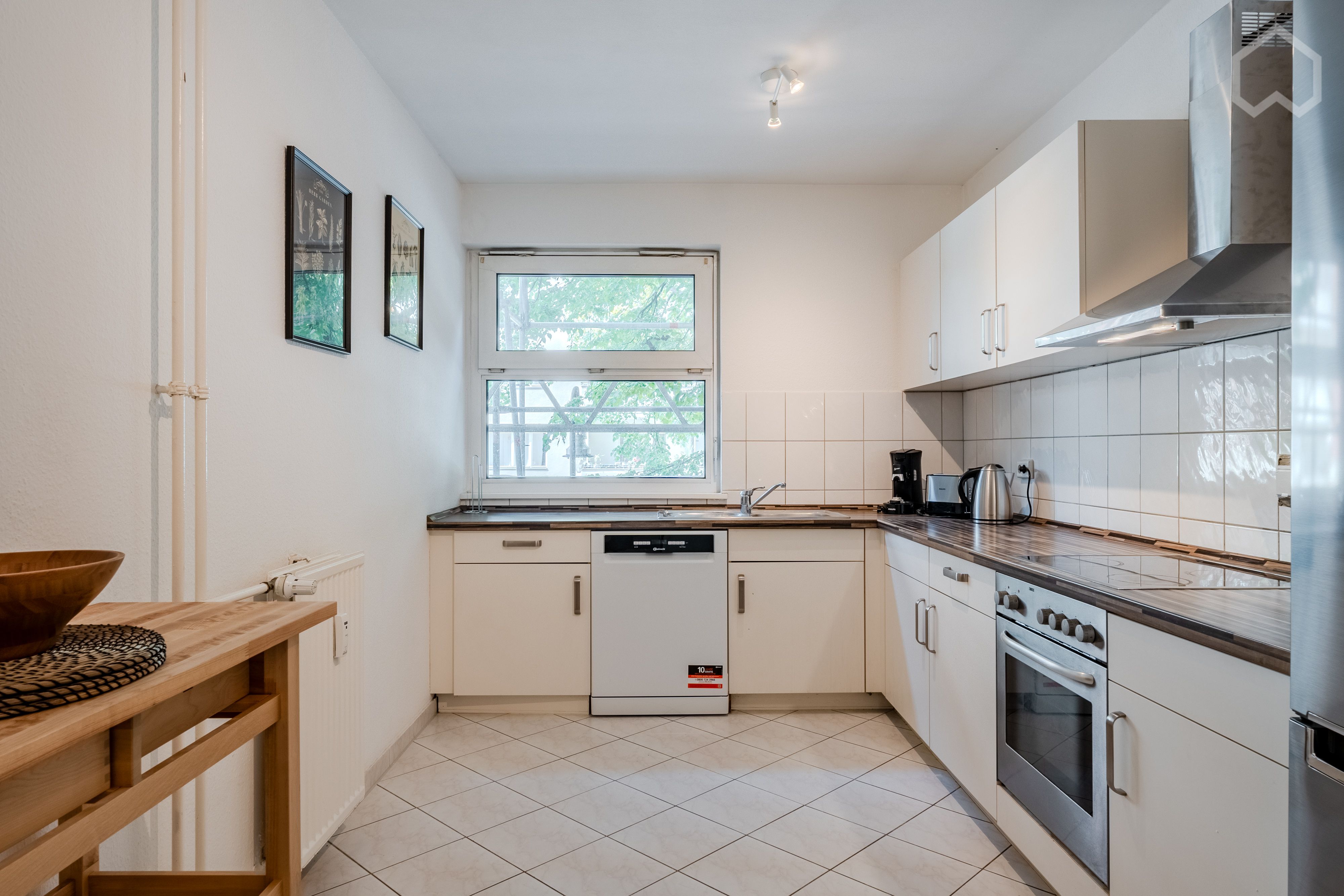  Furnished 5-Room Apartment In A Great Neighborhood Location- Perfect For Students  -  Furnished 5-room apartment in a great neighborhood location- Perfect for students  - Gallery -  36