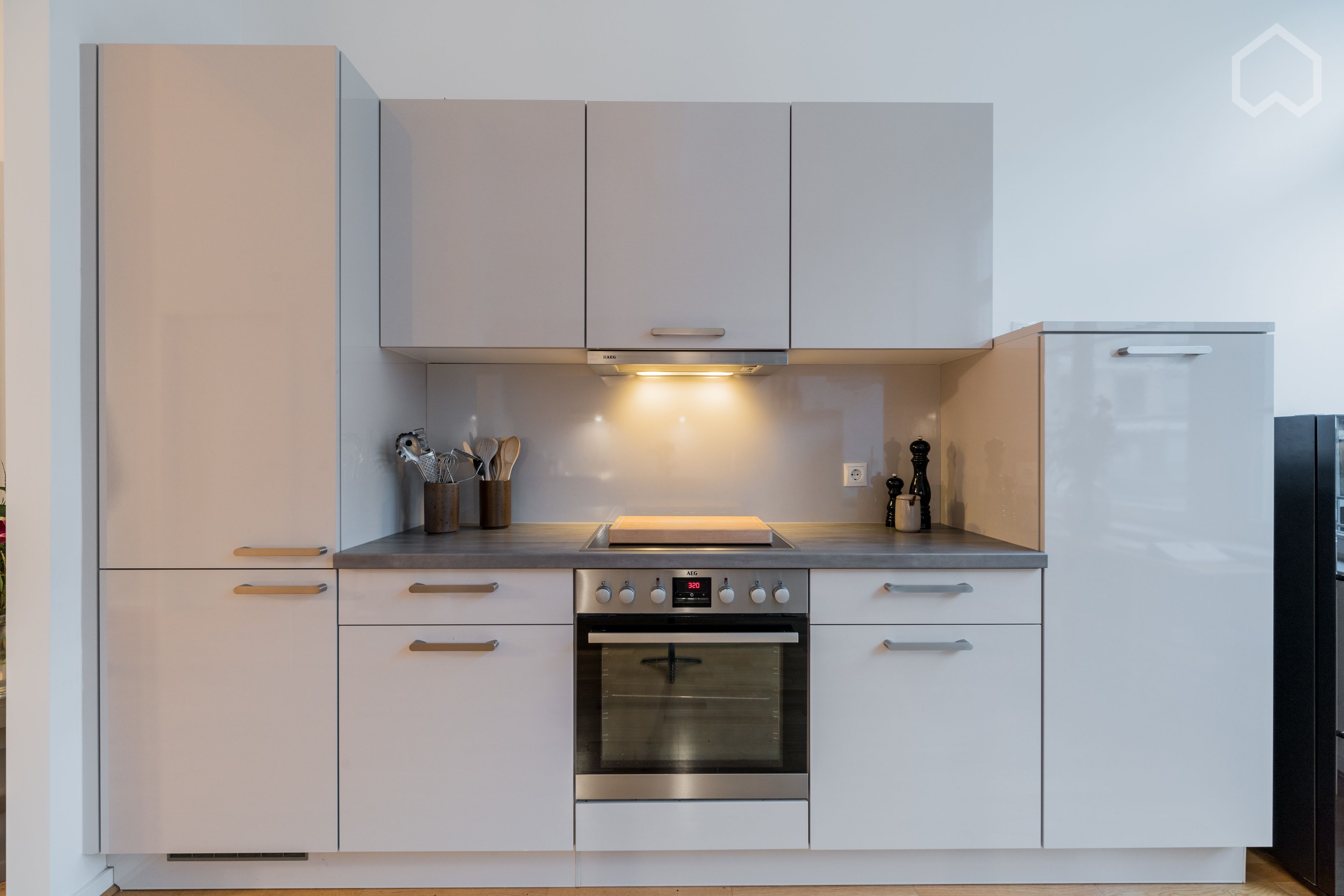  Central, Light-Flooded Design-Apartment With Balcony In Mitte  -  Central, light-flooded Design-Apartment with Balcony in Mitte  - Gallery -  36