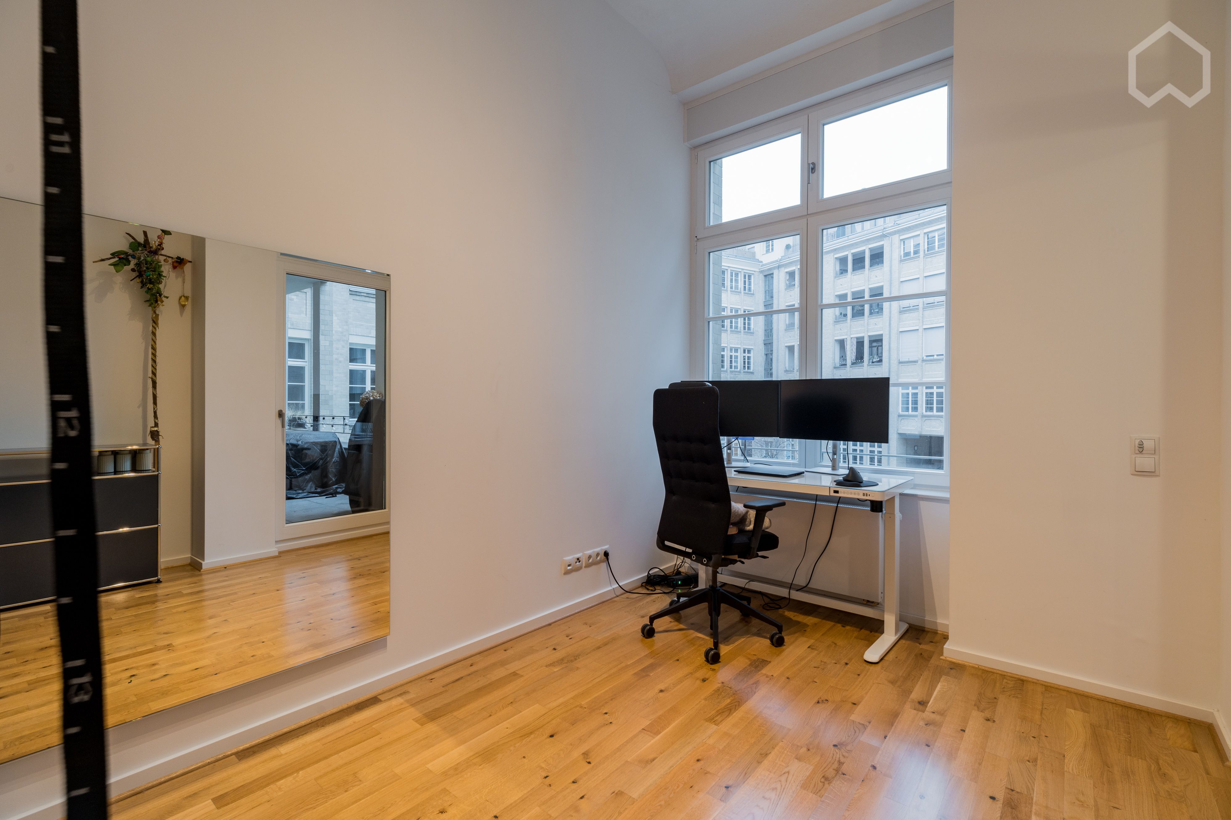  Central, Light-Flooded Design-Apartment With Balcony In Mitte  -  Central, light-flooded Design-Apartment with Balcony in Mitte  - Gallery -  7