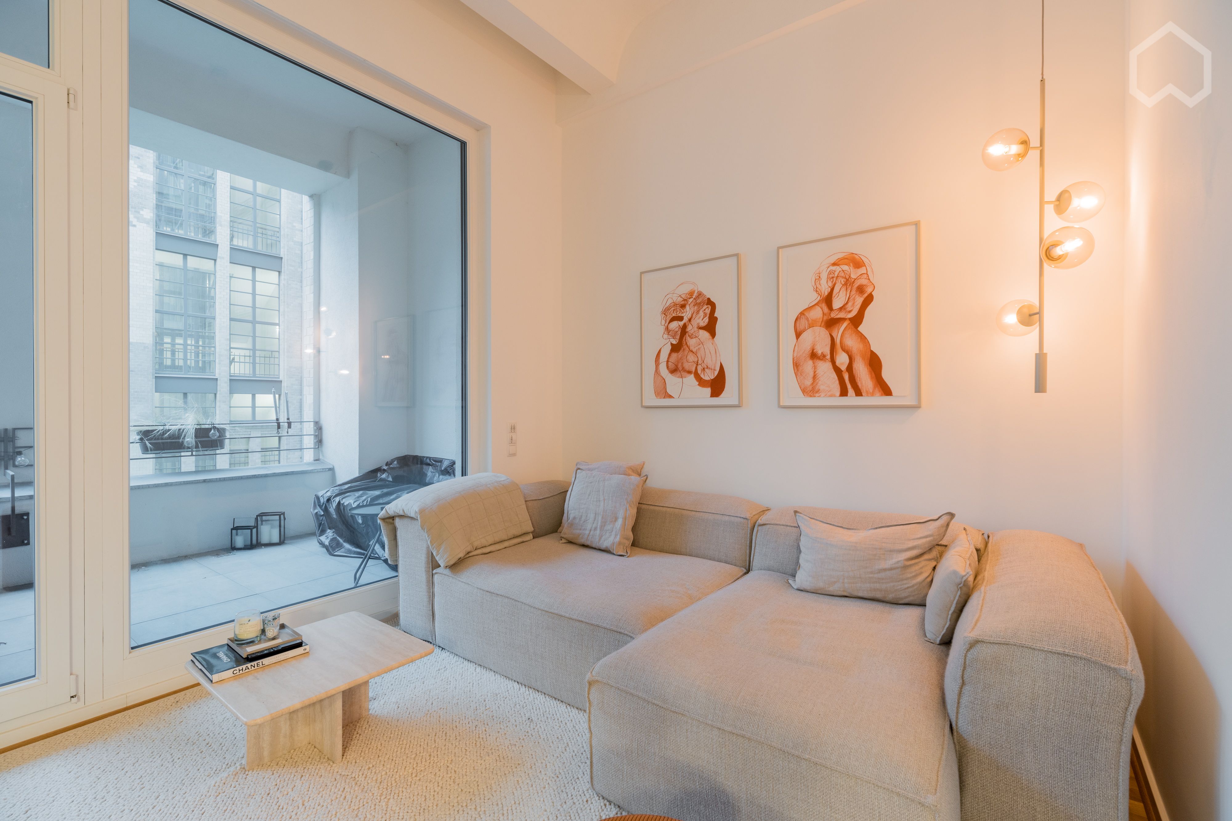  Central, Light-Flooded Design-Apartment With Balcony In Mitte  -  Central, light-flooded Design-Apartment with Balcony in Mitte  - Gallery -  21