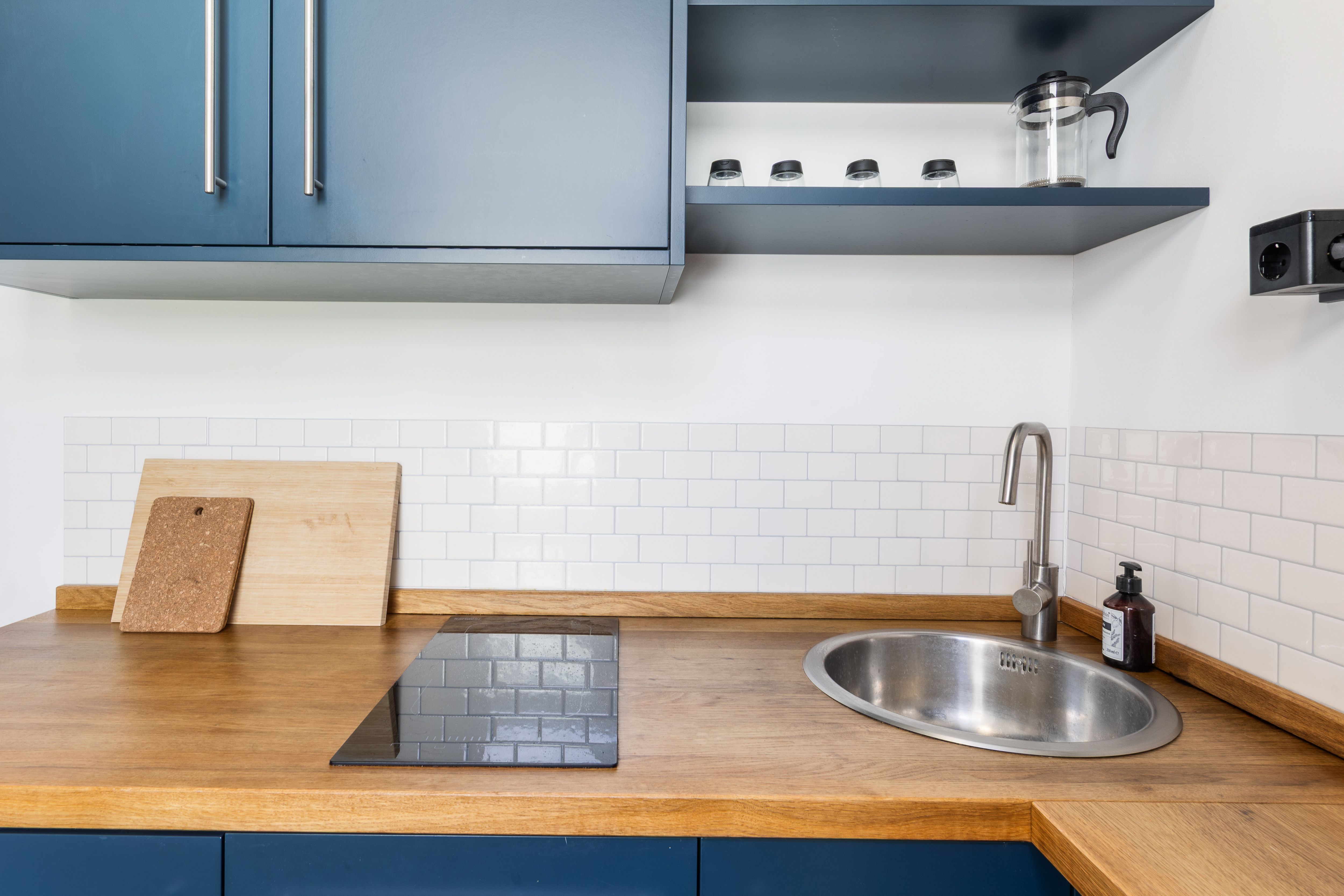  Quiet Historic Apartment With Beautiful Garden View In A Prime Location.  -  Quiet historic apartment with beautiful garden view in a prime location.  - Gallery -  6