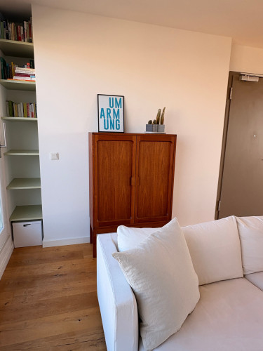 154 | Bright & Modern 2-Room Apartment with Balcony in Kreuzberg