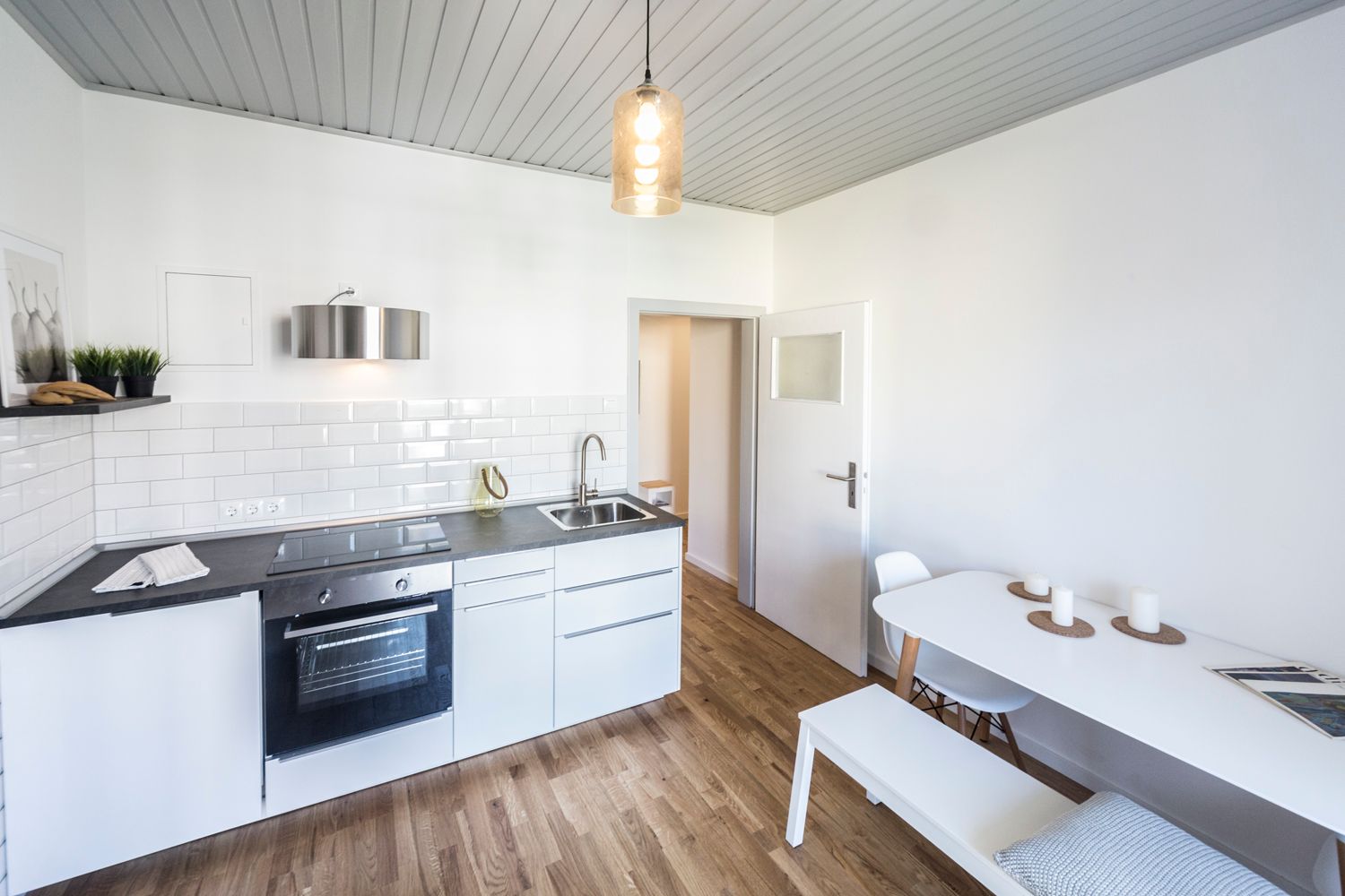  Gorgeous And Beautiful Apartment Located In Düsseldorf  -  Gorgeous and beautiful apartment located in Düsseldorf  - Gallery -  11