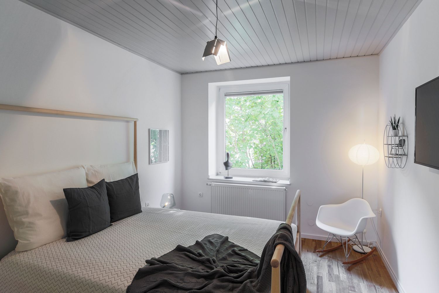  Gorgeous And Beautiful Apartment Located In Düsseldorf  -  Gorgeous and beautiful apartment located in Düsseldorf  - Gallery -  15