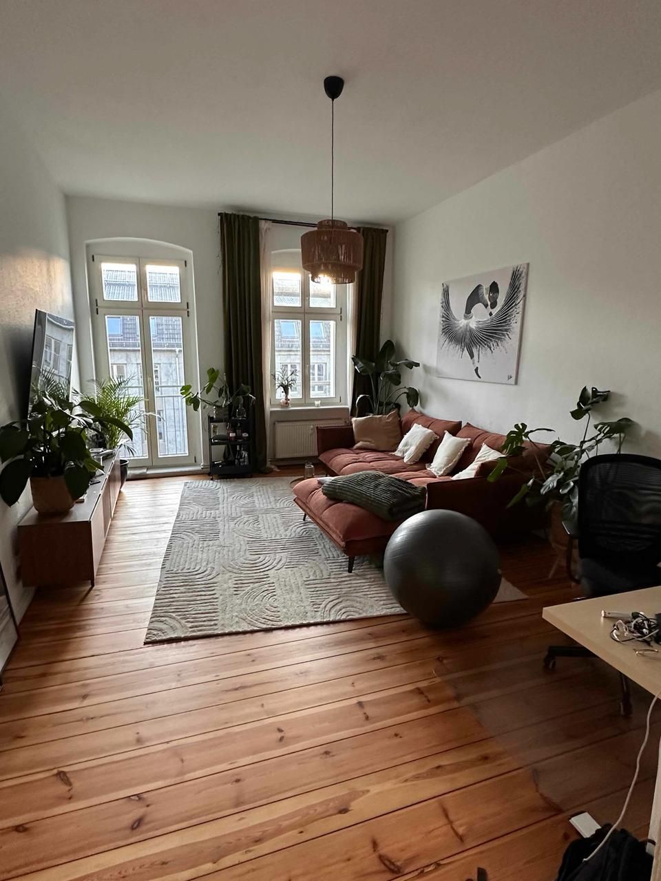  Quiet & Fully Furnished 2-Room Flat In Friedrichshain  -  Quiet & Fully Furnished 2-Room Flat in Friedrichshain  - Gallery -  1