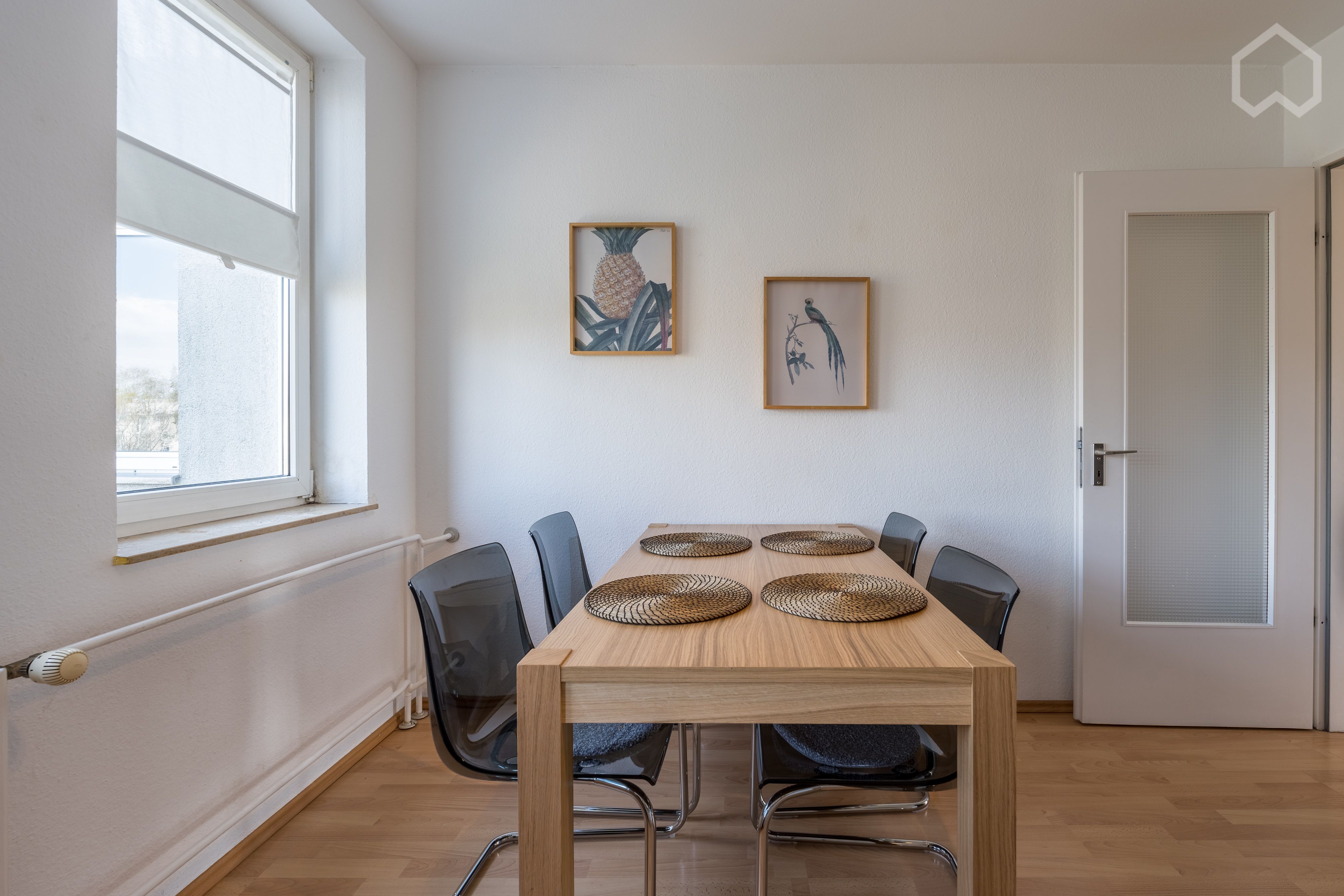  Fantastic 3-Room Apartment With Balcony, Right On The Spree  -  Fantastic 3-room apartment with balcony, right on the Spree  - Gallery -  20