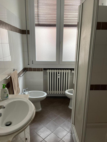 Renovated 3-Bedroom Apartment in the Heart of the city  - Gallery -  5