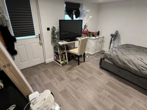 Outbuilding large room