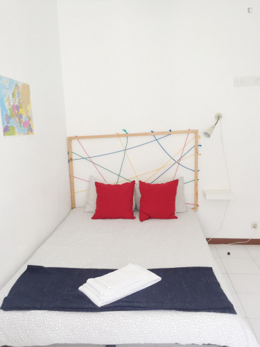Nice double bedroom not too far from Instituto Superior Técninco - Gallery - 17
