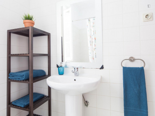 Pleasant twin bedroom with balcony in Anjos