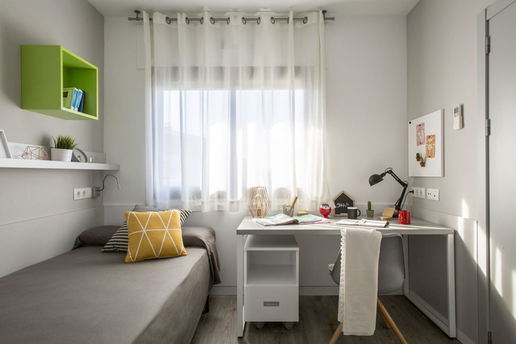 Barcelona Diagonal Residence Hall - Rooms