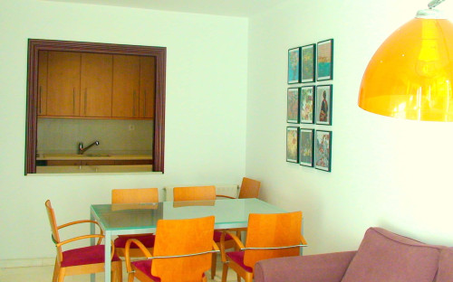 Apartment in Carrer d'Antoni Suárez, Valencia for 77 m² with 2 bedrooms
