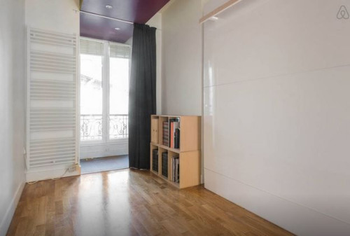 Canal Saint Martin / rue Grange aux Belles (5e étage)