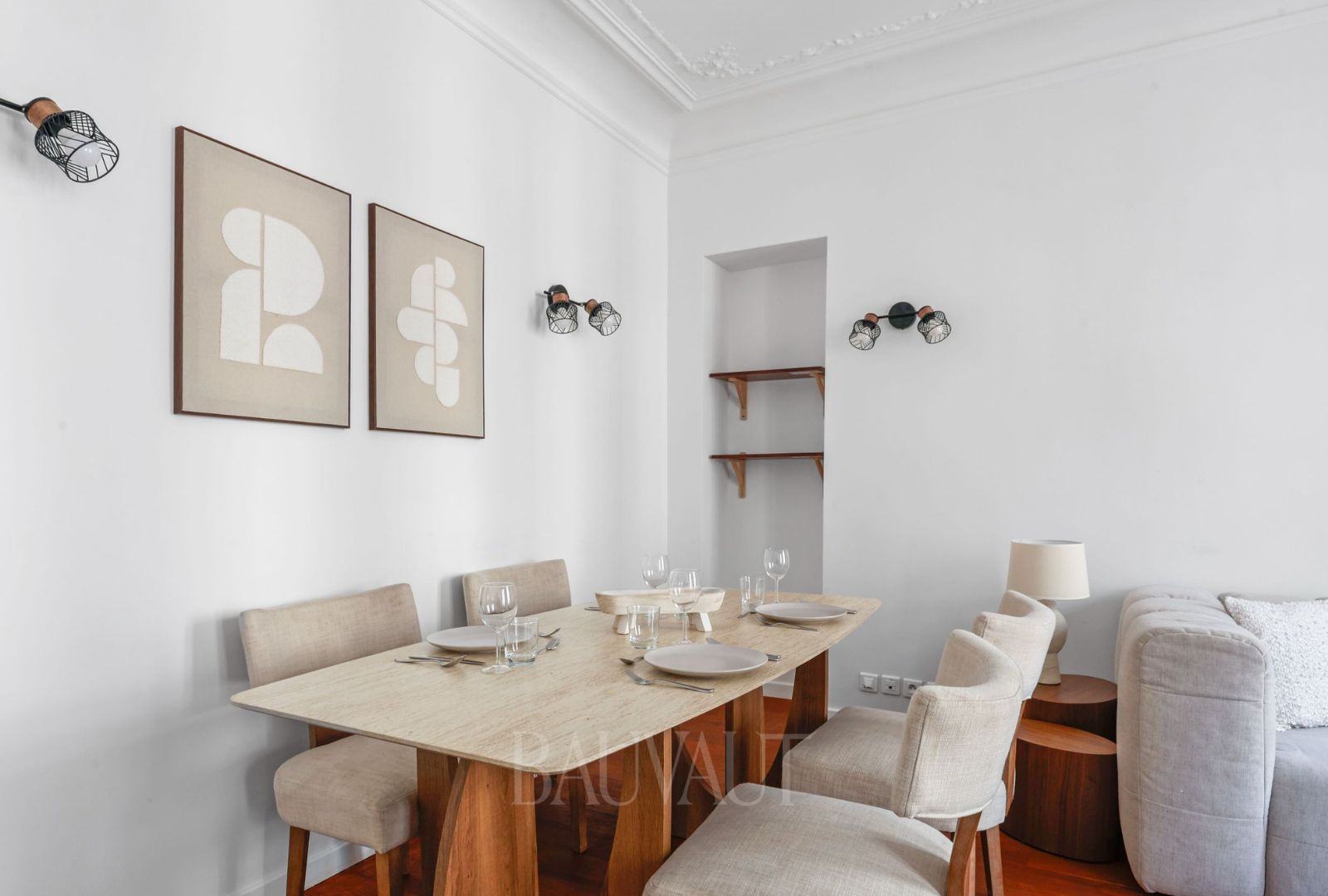  Haussmann Apartment – 3 Bedrooms · Paris 10th  -  Haussmann Apartment – 3 Bedrooms · Paris 10th  - Gallery -  11