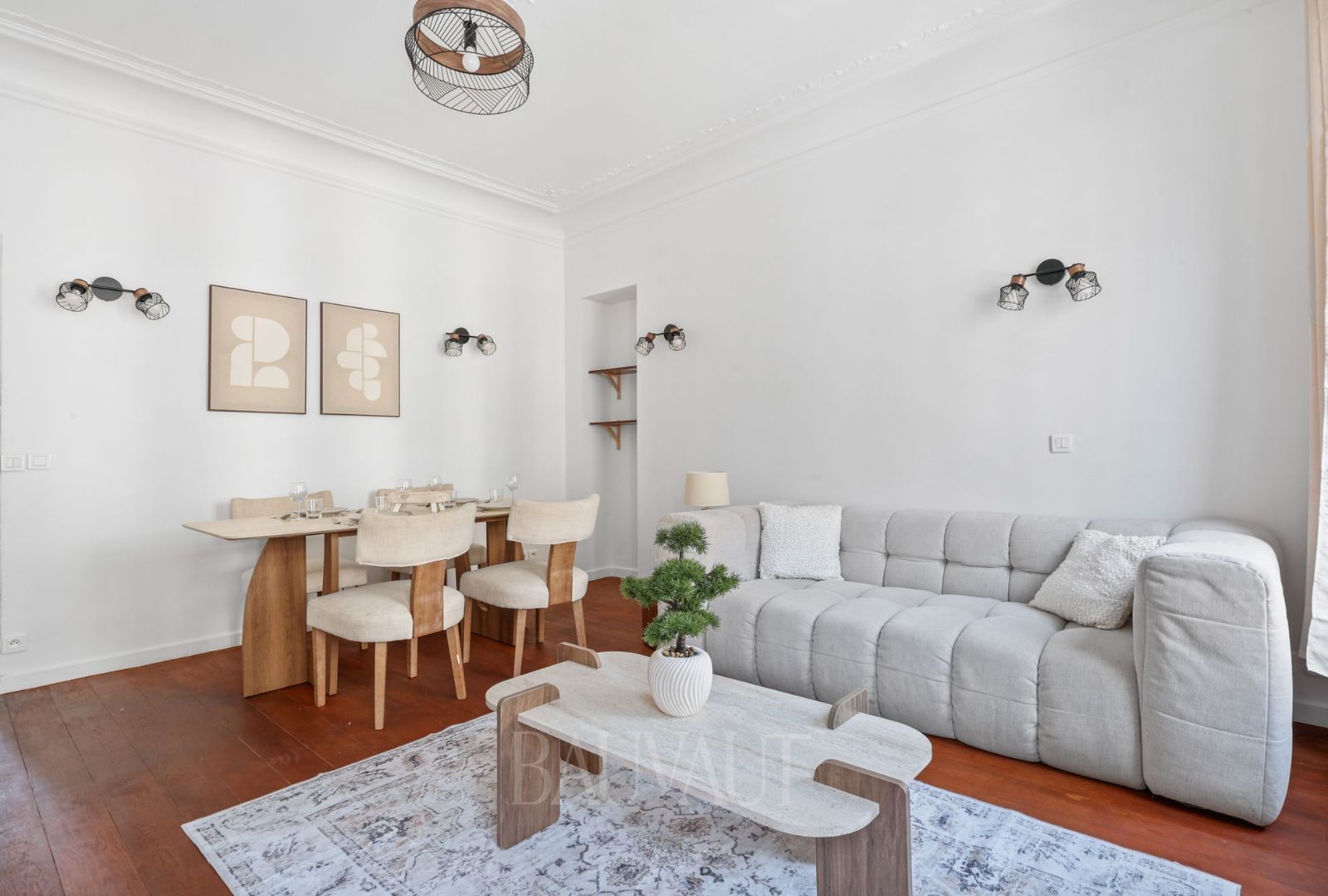  Haussmann Apartment – 3 Bedrooms · Paris 10th  -  Haussmann Apartment – 3 Bedrooms · Paris 10th  - Gallery -  13