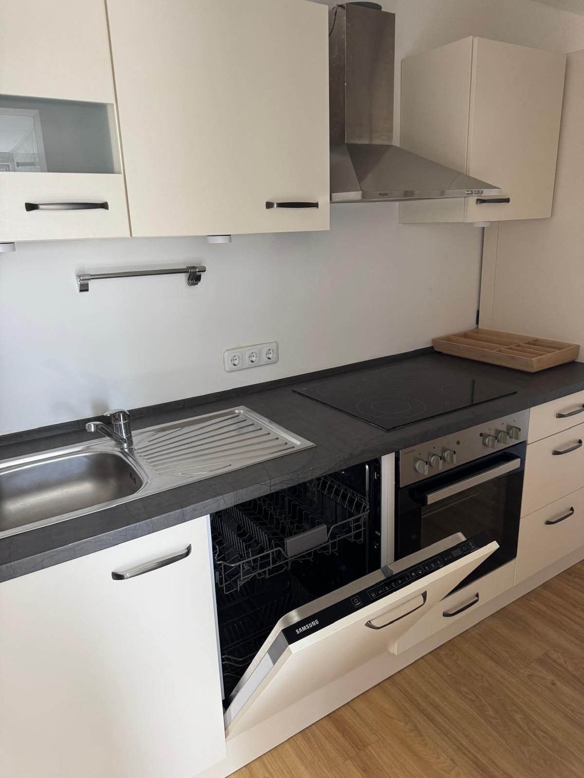 Cozy Flat In Oberbilk - 4