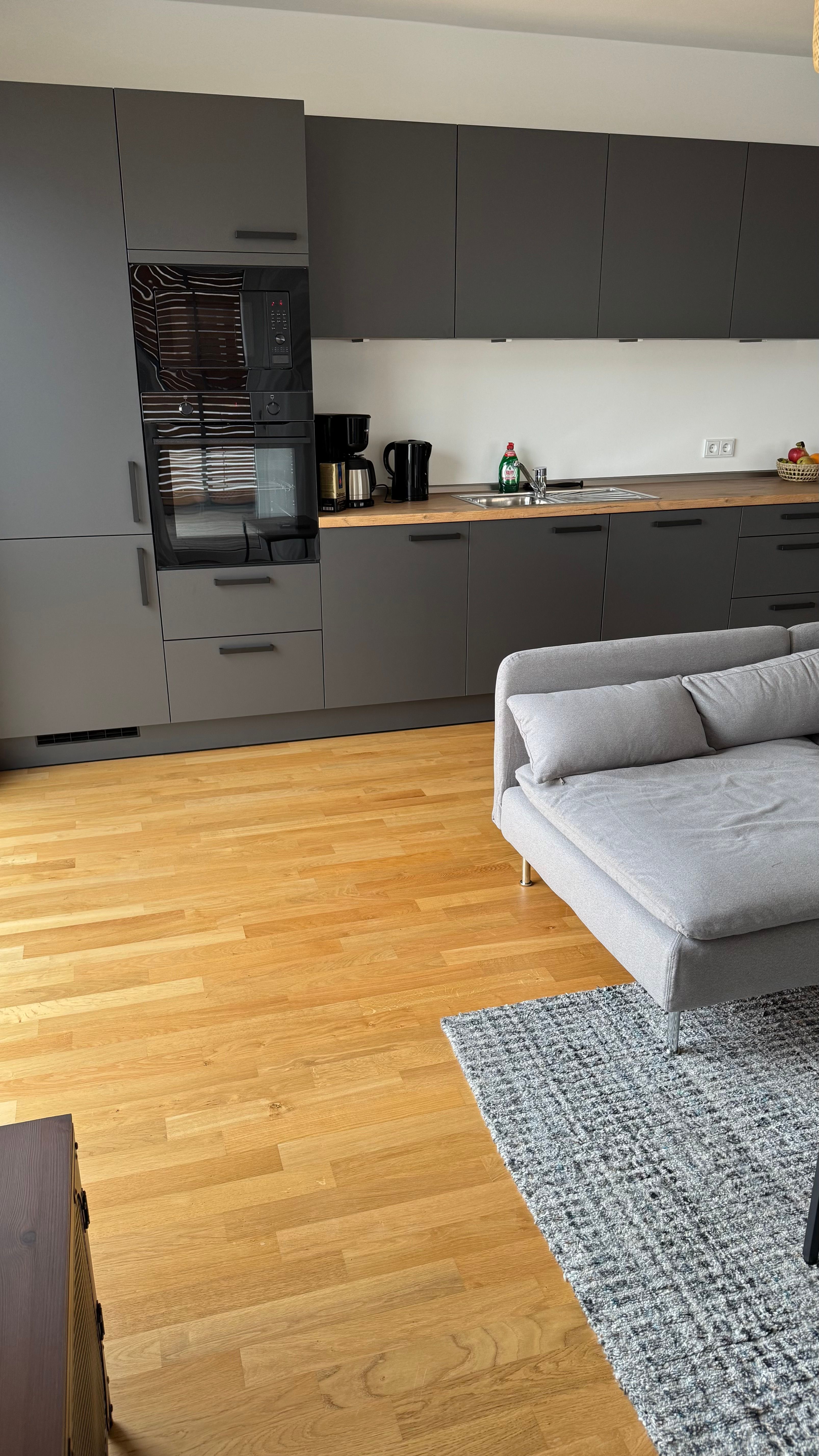 Modern & Fully Furnished 4-Room Apartment With Loggia – Central, Bright & Stylish! - Modern & Fully Furnished 4-Room Apartment with Loggia – Central, Bright & Stylish! - Gallery - 7