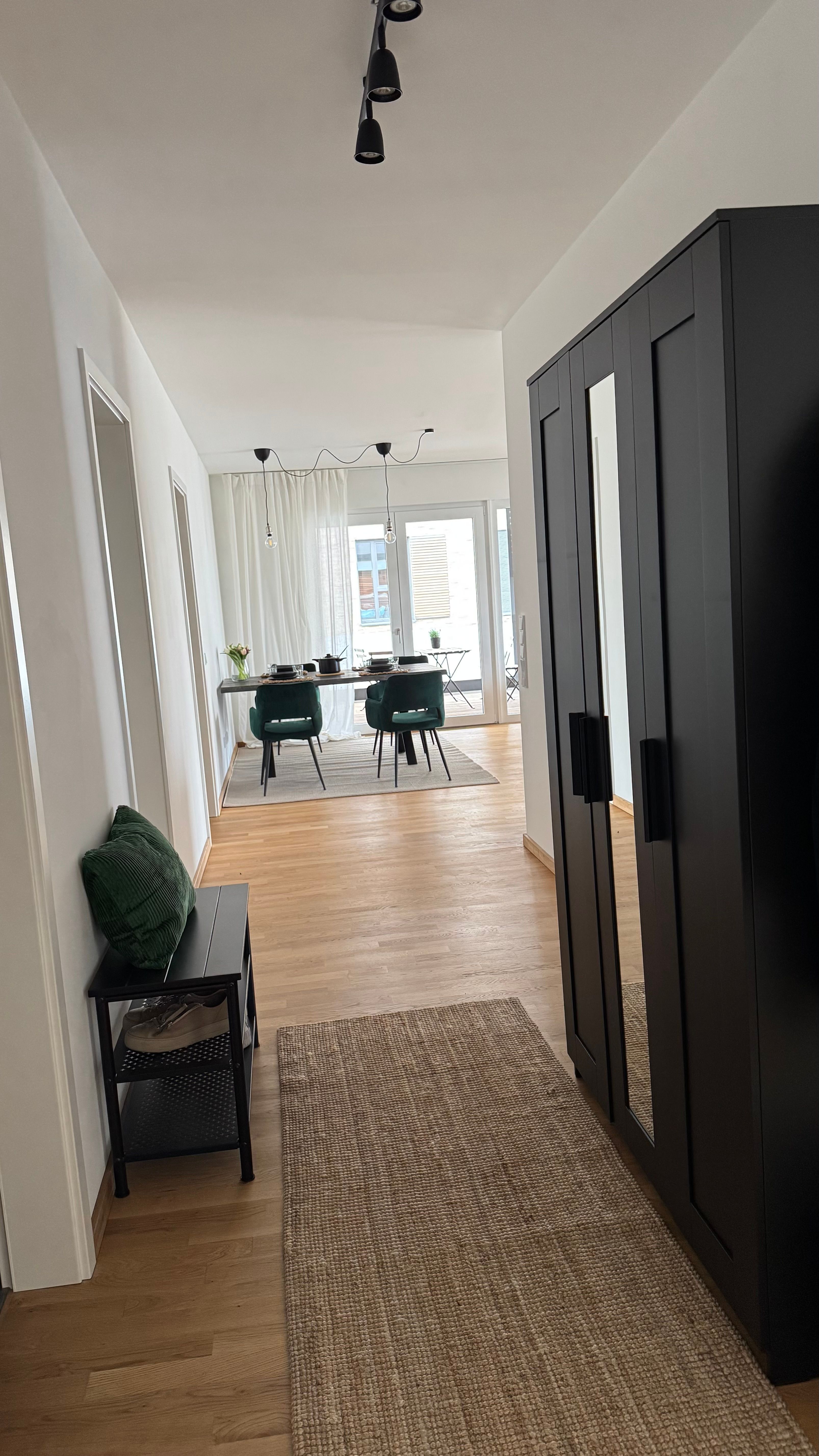 Modern & Fully Furnished 4-Room Apartment With Loggia – Central, Bright & Stylish! - Modern & Fully Furnished 4-Room Apartment with Loggia – Central, Bright & Stylish! - Gallery - 19