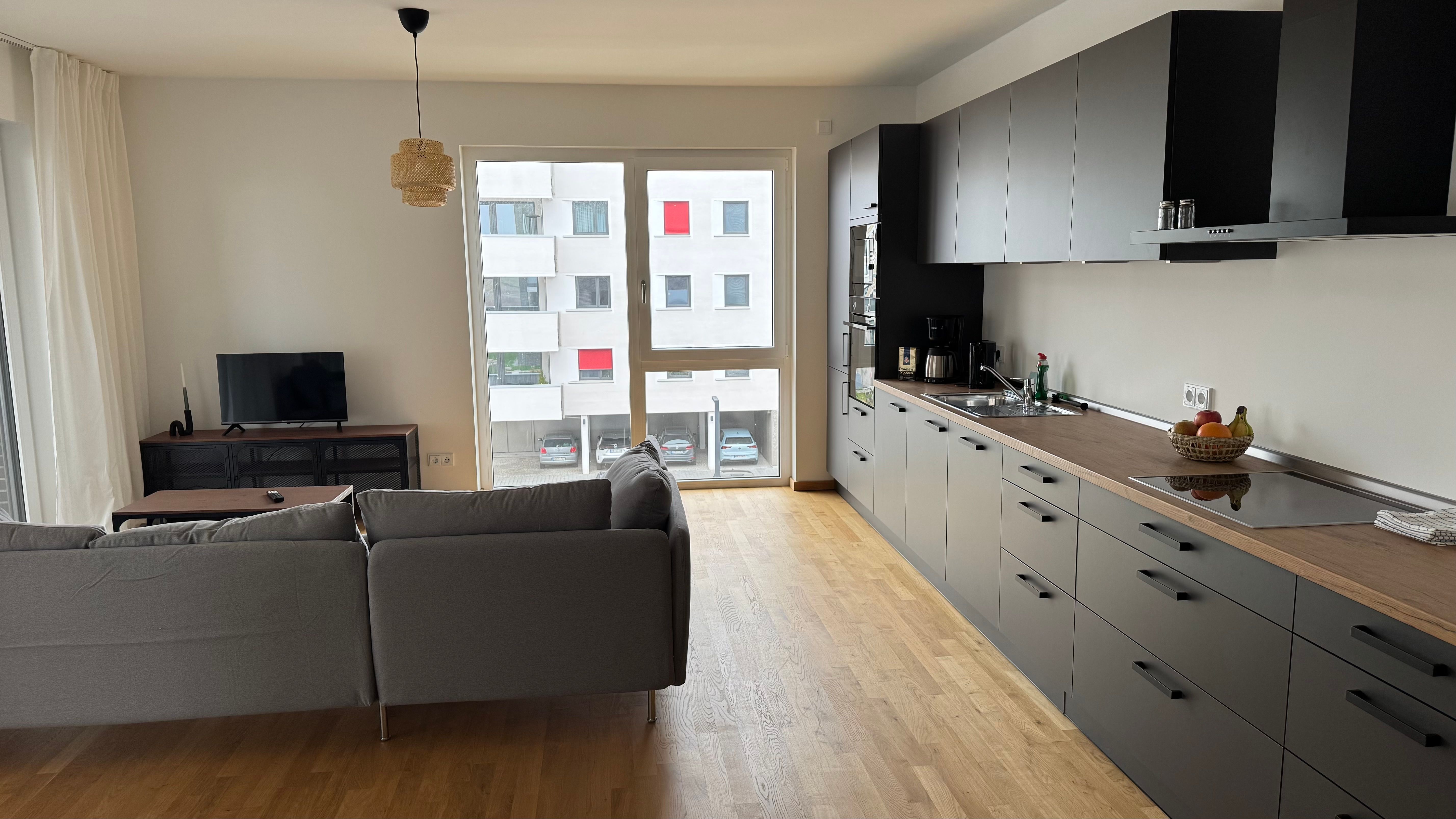 Modern & Fully Furnished 4-Room Apartment With Loggia – Central, Bright & Stylish! - Modern & Fully Furnished 4-Room Apartment with Loggia – Central, Bright & Stylish! - Gallery - 6