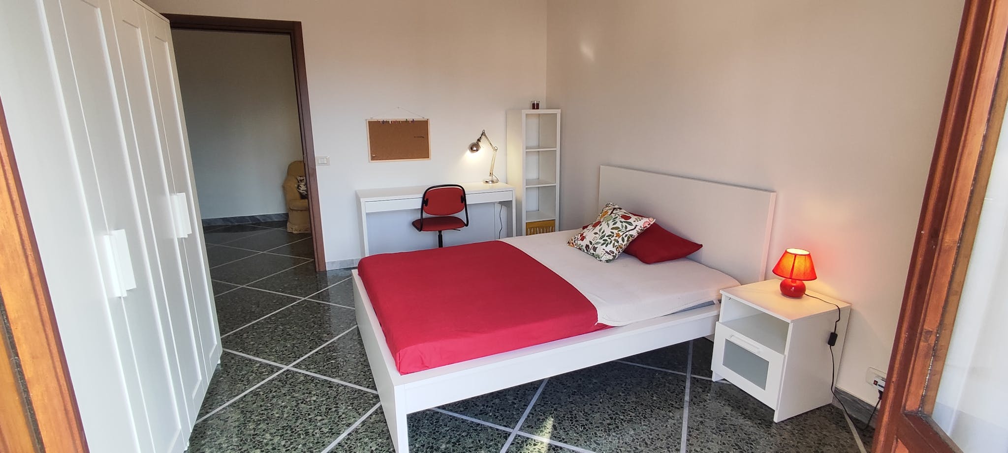  Private Room  -  Viale Fratelli Rosselli, Florence  - Gallery -  1