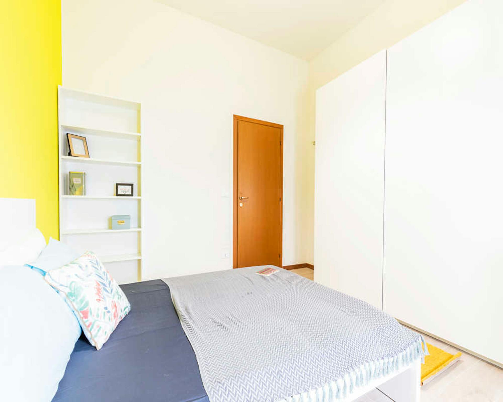  Private Room  -  Via Franco Bolognese, Bologna  - Gallery -  1