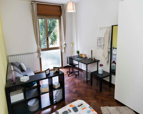 Viale Giovanni Vicini, Bologna