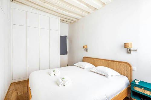 Rue Saint-Louis en l'Île, Paris