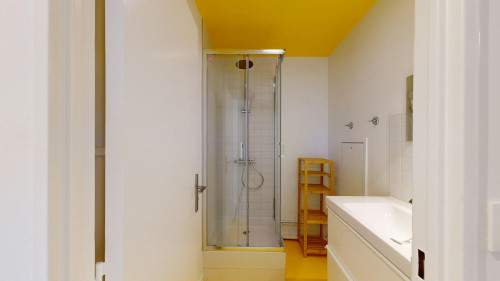 Rue des Lilas, Paris