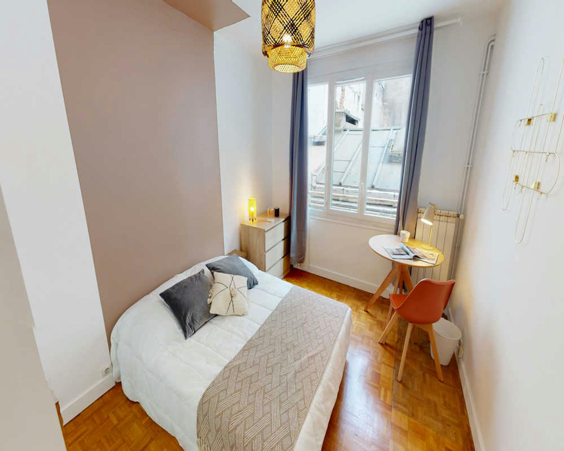  Private Room  -  Boulevard Gouvion-Saint-Cyr, Paris  - Gallery -  1
