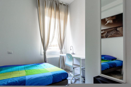 Stanza in Via Oreste Regnoli