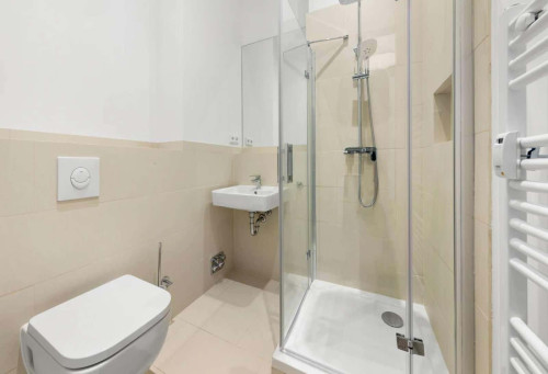 Studio for rent in Berlin, bills included