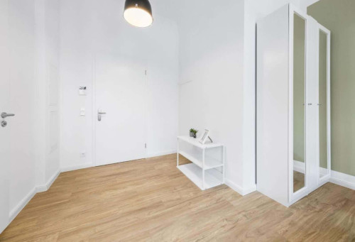 Studio for rent in Berlin, bills included