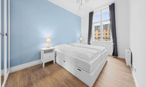 1-bedroom apartment for rent in Berlin, bills included.