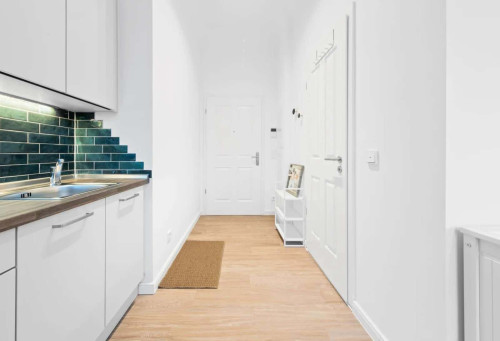 Studio for rent in Berlin, bills included