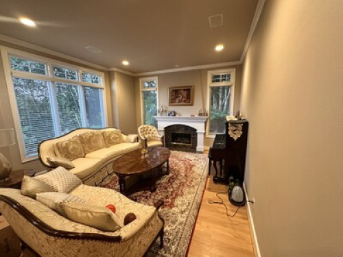 Bellevue, WA - Gallery - 6