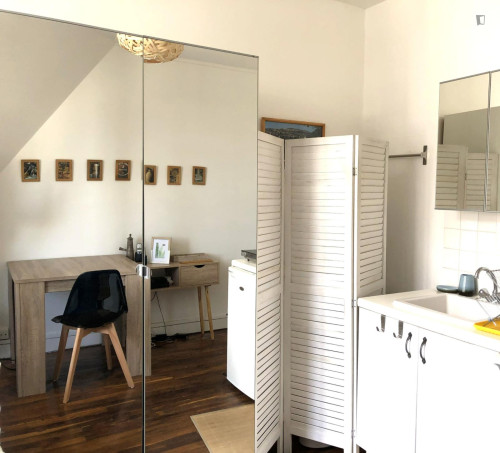 Homely studio in the Champ de Mars - Eiffel Tower - Invalides area